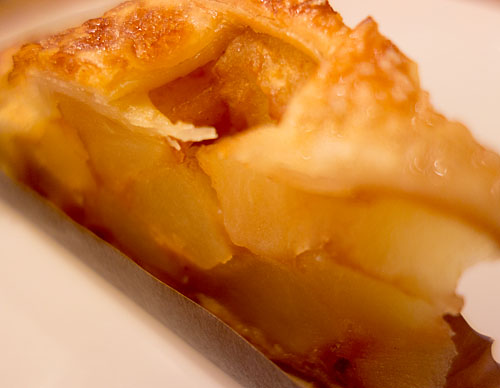 スタバのアップルパイの写真