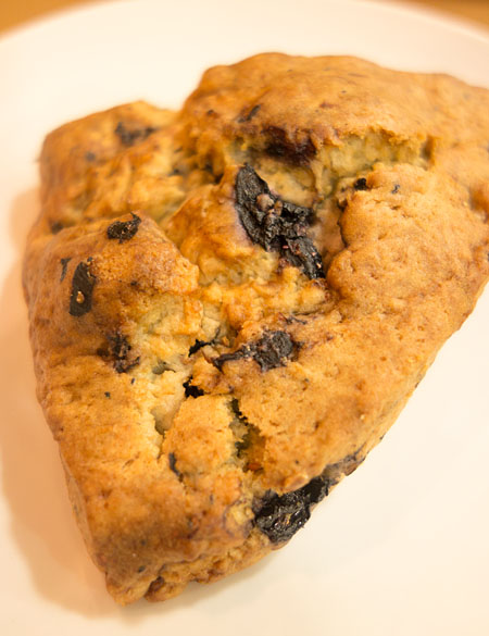 ブルーベリースコーンの写真